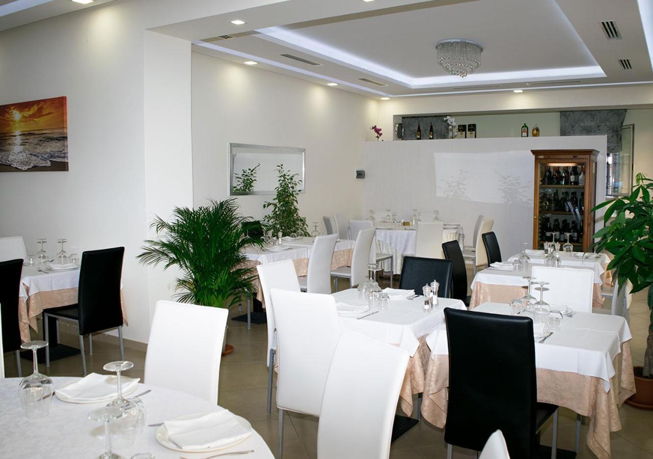 Cristal Rooms Plaisance Extérieur photo